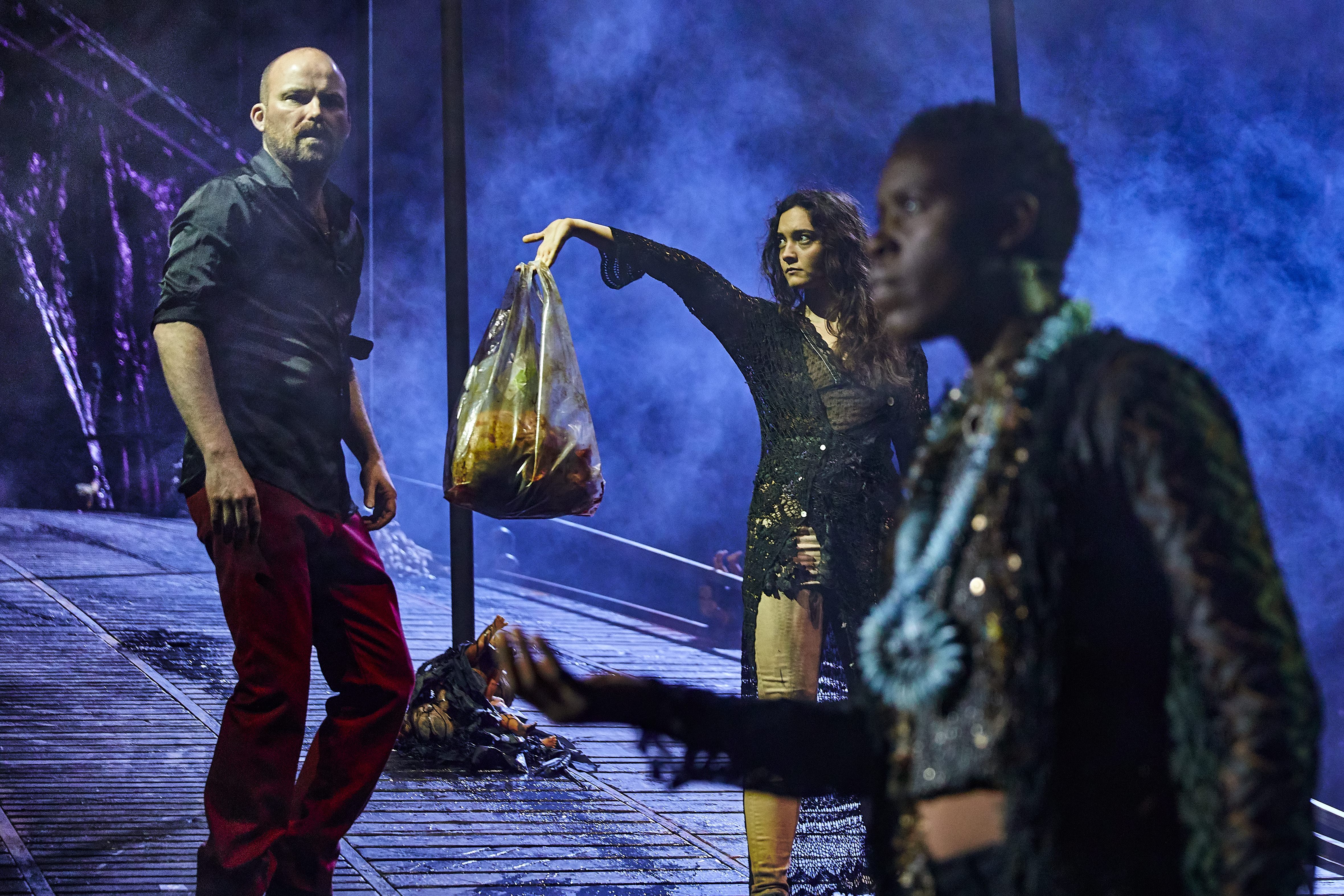 Review Macbeth National Theatre There Ought To Be Clowns